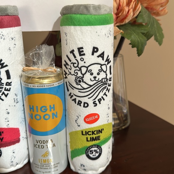 NWT Candle & Canine bundle candle and dog toy - Picture 1 of 16